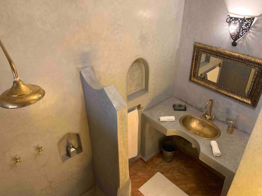 Riad Darna 4 Chambres Avec Piscine Et Petit Dejeuner Marrakesh Exterior foto