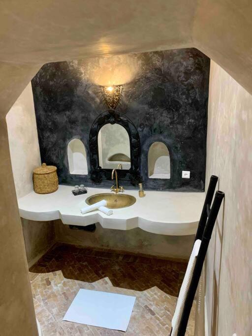 Riad Darna 4 Chambres Avec Piscine Et Petit Dejeuner Marrakesh Exterior foto